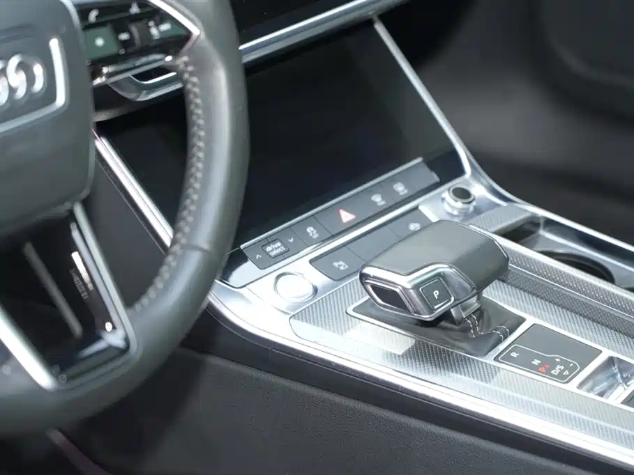 Audi A6L New Energy 2021 — фото 14