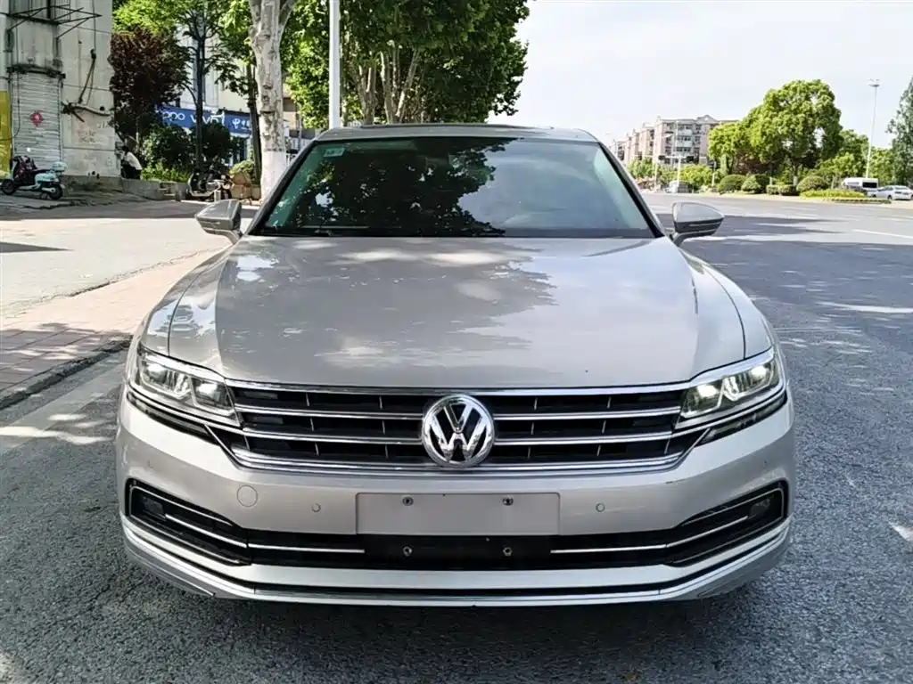Volkswagen Phideon 2018 — фото 3