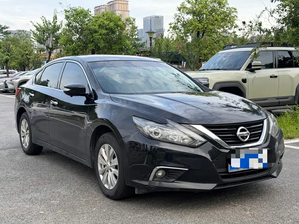 Nissan Teana 2018