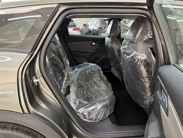 Citroën Versailles C5 X 2024