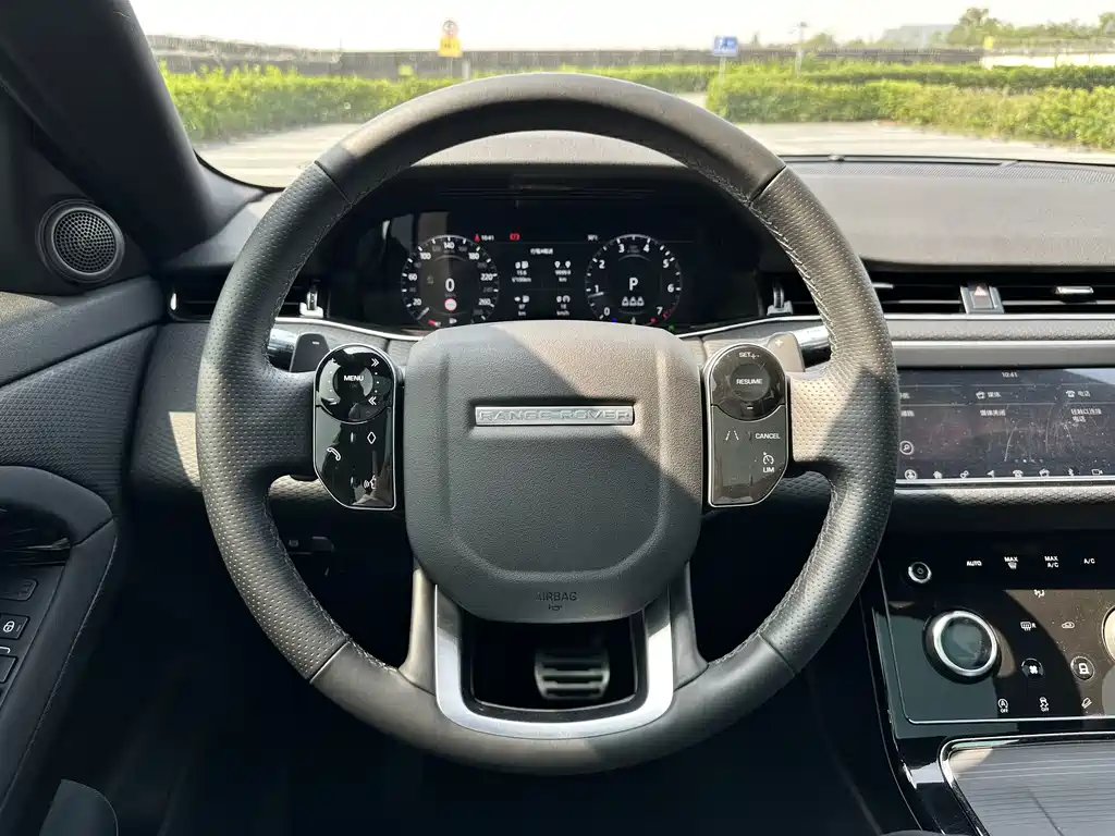 Land Rover Range Rover Evoque 2020 — фото 17