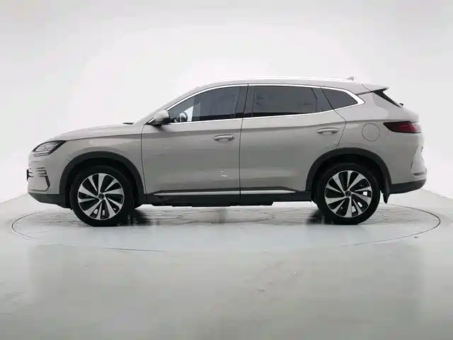 BYD PLUS New Energy 2023 — фото 6