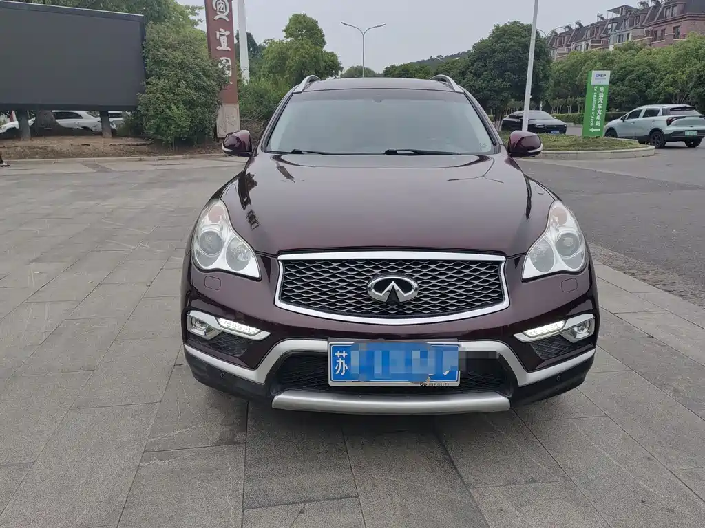 Infiniti QX50 2016 — фото 2