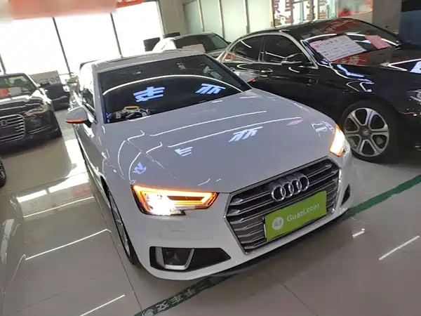 Audi A4L 2019