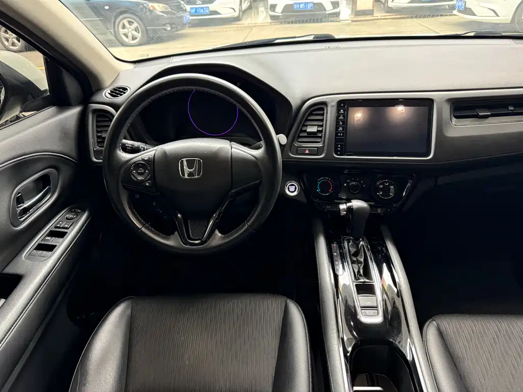 Honda Vezel 2021 — фото 12