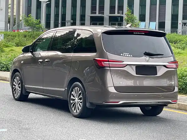 Buick GL8 2021
