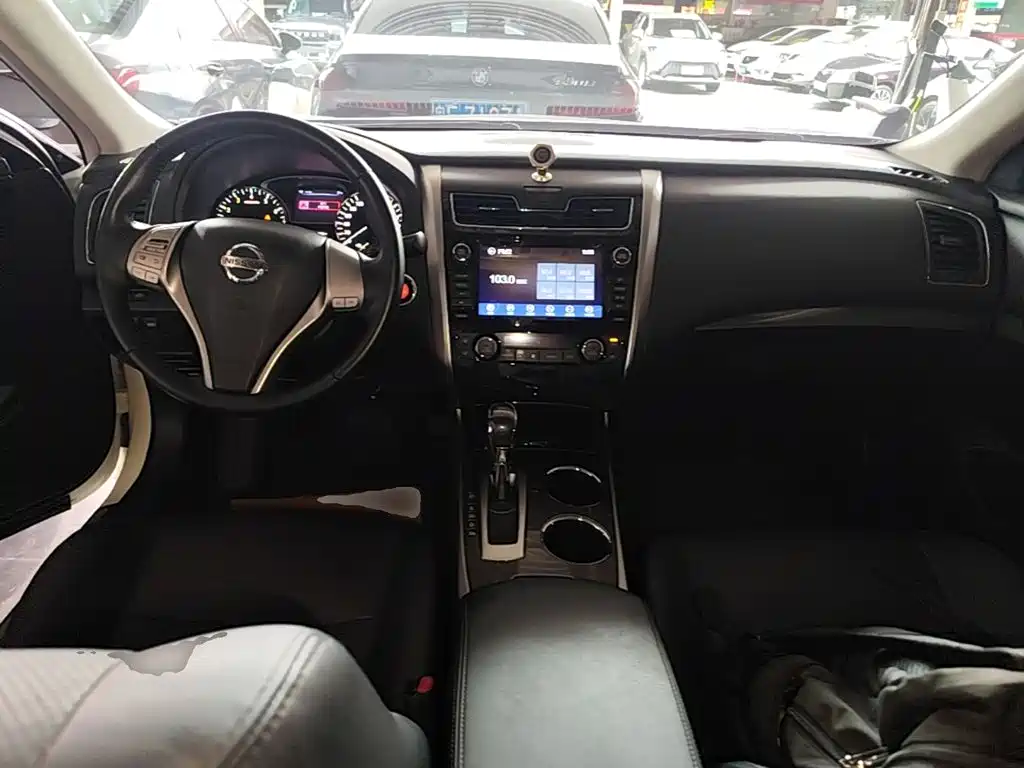 Nissan Teana 2014