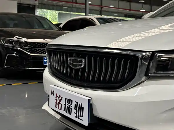 Geely Emgrand 2021