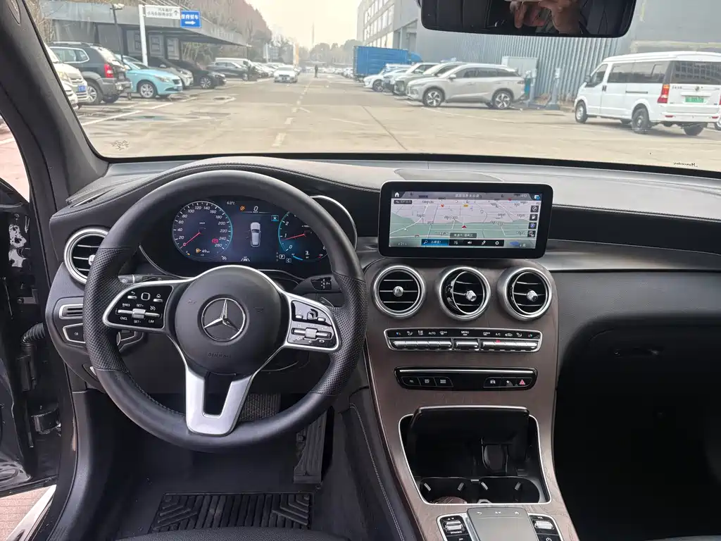 Mercedes-Benz GLC 2020 — фото 10