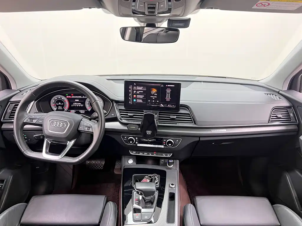 Audi Q5L 2022 — фото 16