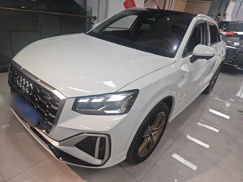 Audi Q2L 2022