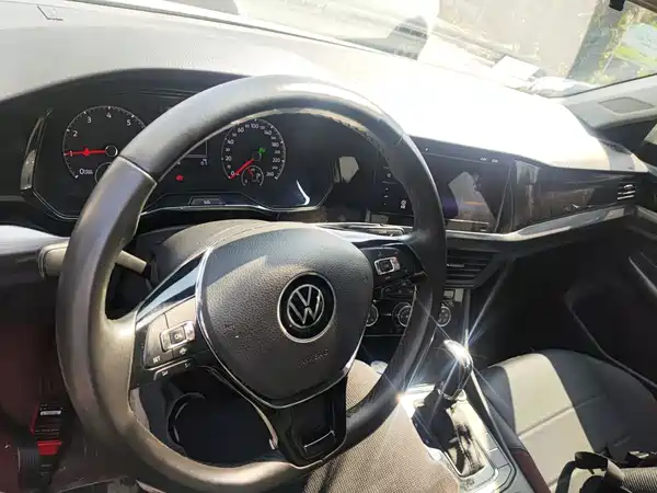 Volkswagen Bora 2021