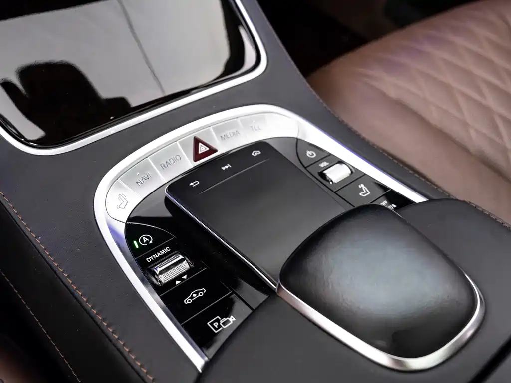 Mercedes-Benz Maybach S-Class 2019 — фото 23