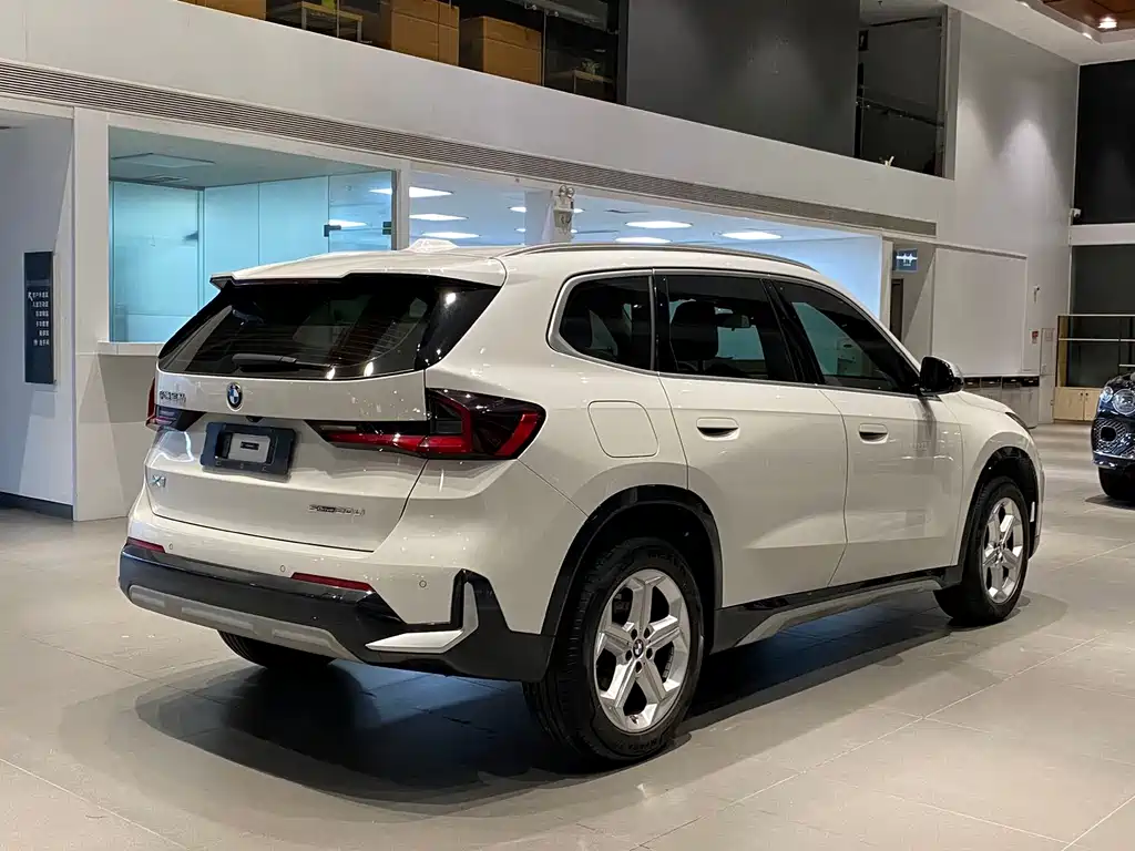 BMW X1 2023 — фото 4