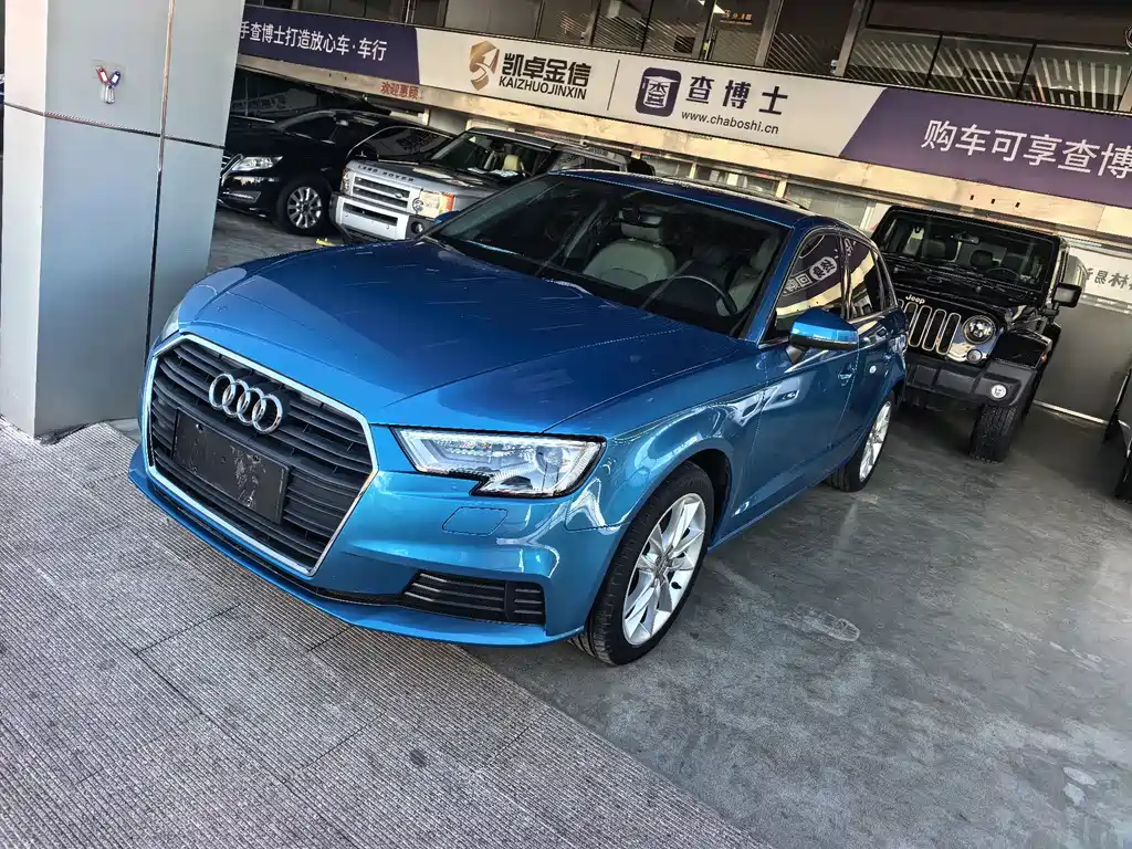 Audi A3 2018 — фото 1