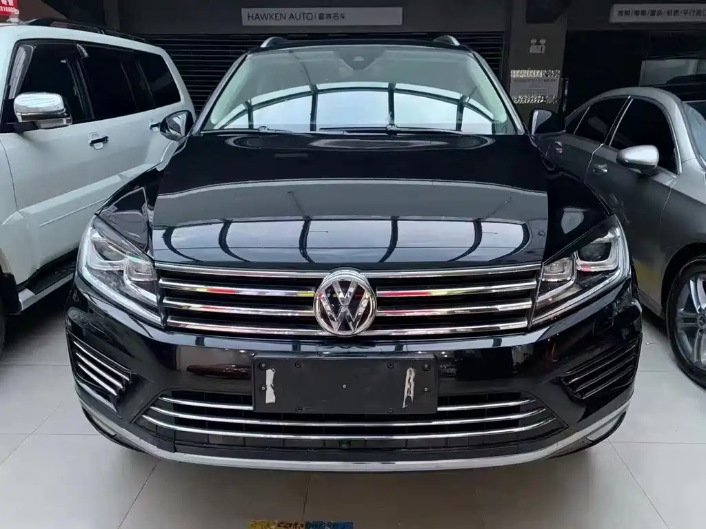 Volkswagen Touareg 2017 — фото 2