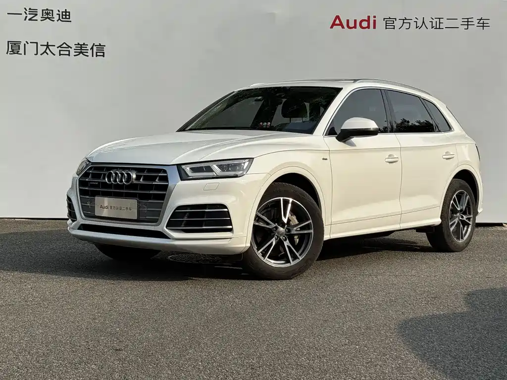 Audi Q5L 2019 — фото 1