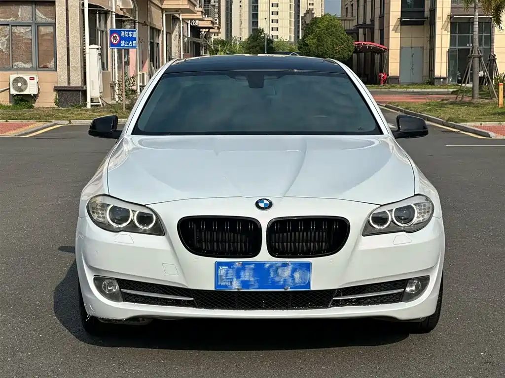BMW 5 Series 2013 — фото 2
