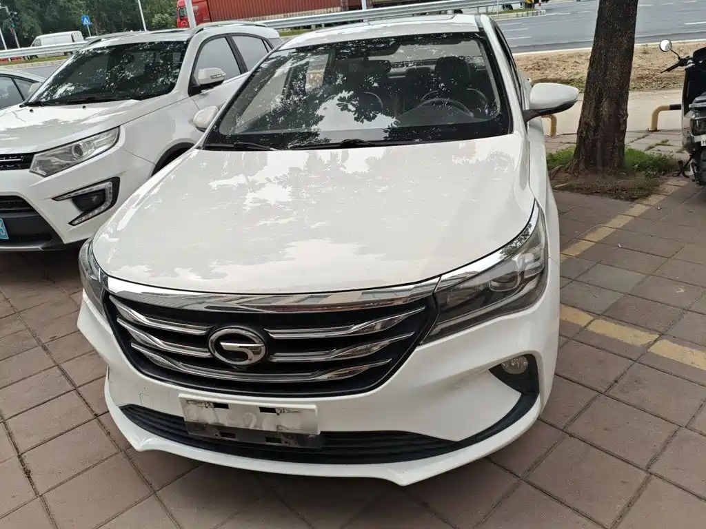 GAC Trumpchi GA4 2018 — фото 3
