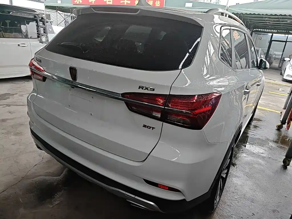Roewe RX5 2020 — фото 7