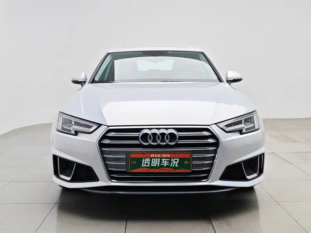 Audi A4L 2019