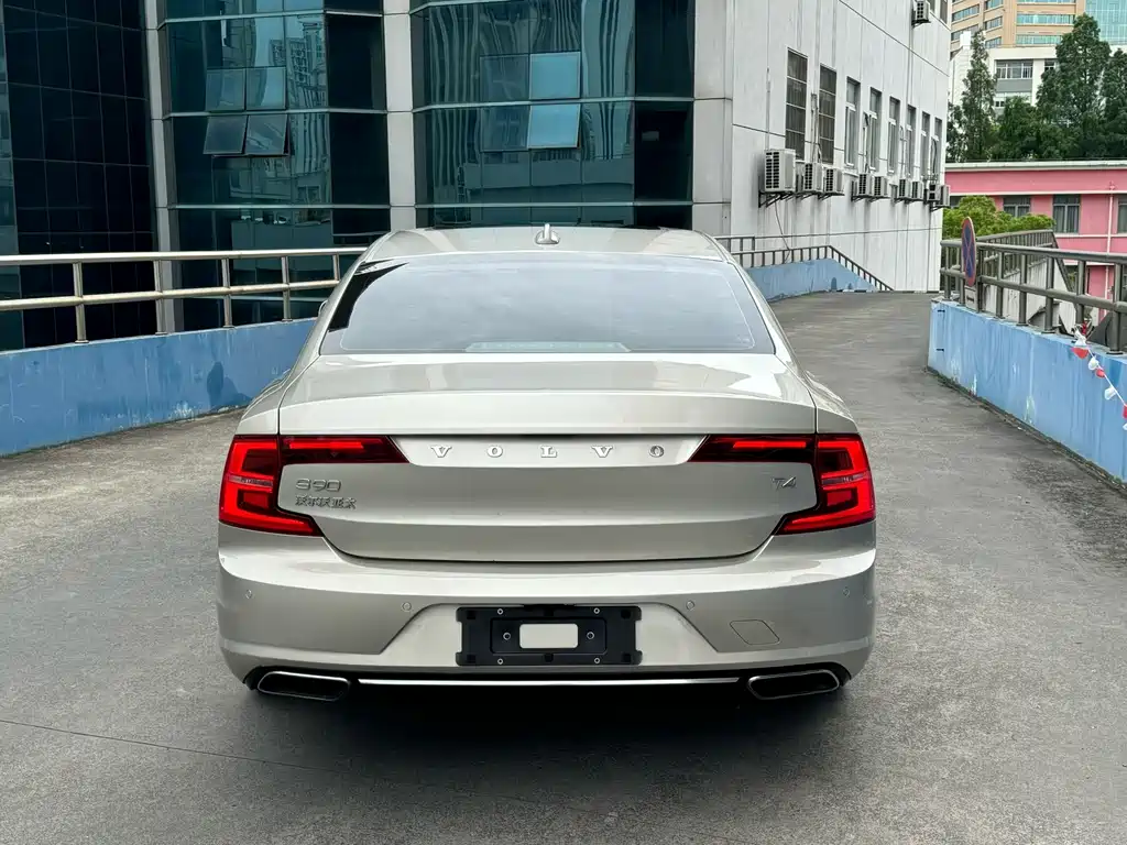 Volvo S90 2017 — фото 5