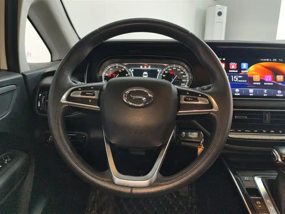 GAC Motor Trumpchi M6 2022 — фото 15