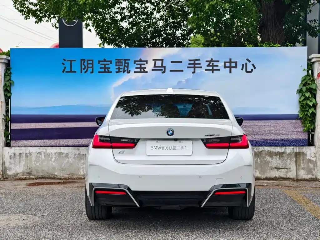 BMW i3 2024 — фото 5