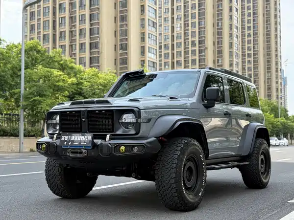 Tank 300 2023