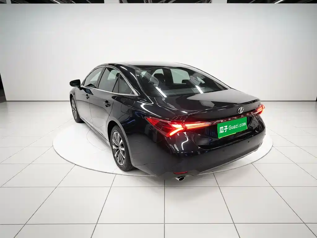 Toyota Avalon 2020