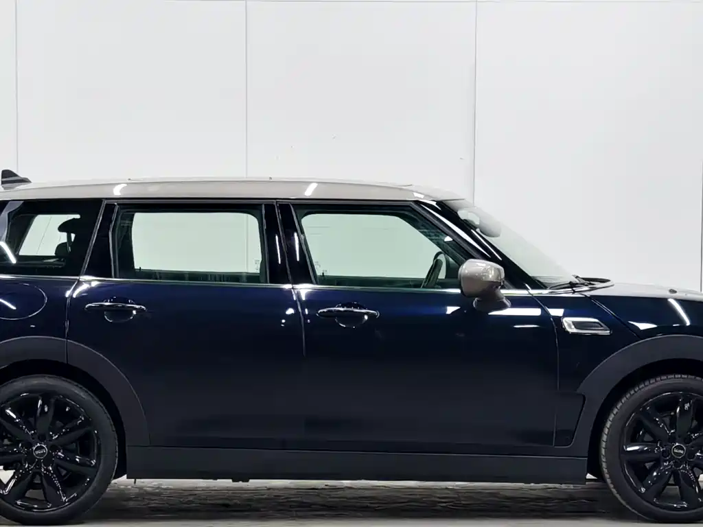 MINI Clubman 2021 — фото 8
