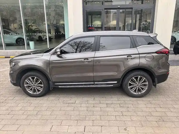 Geely Boyue 2020