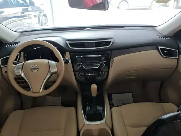 Nissan X-Trail 2014