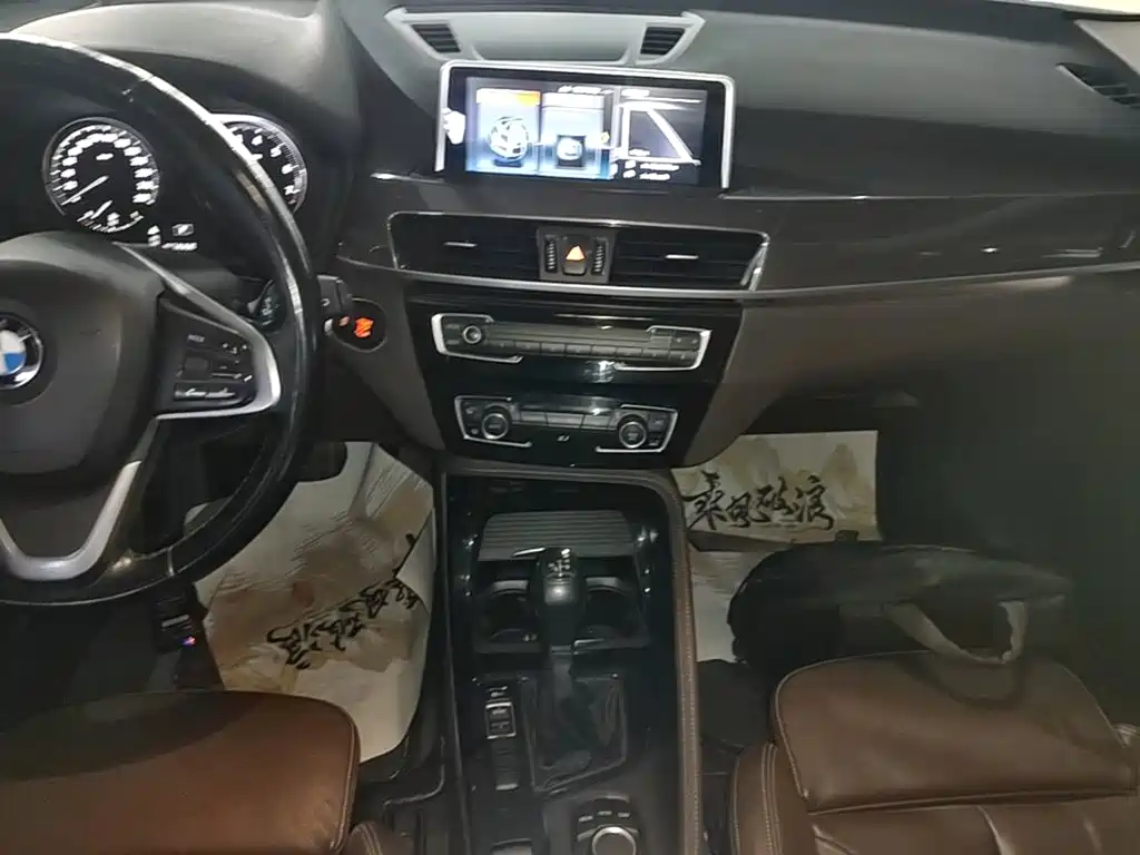 BMW X1 2018 — фото 13