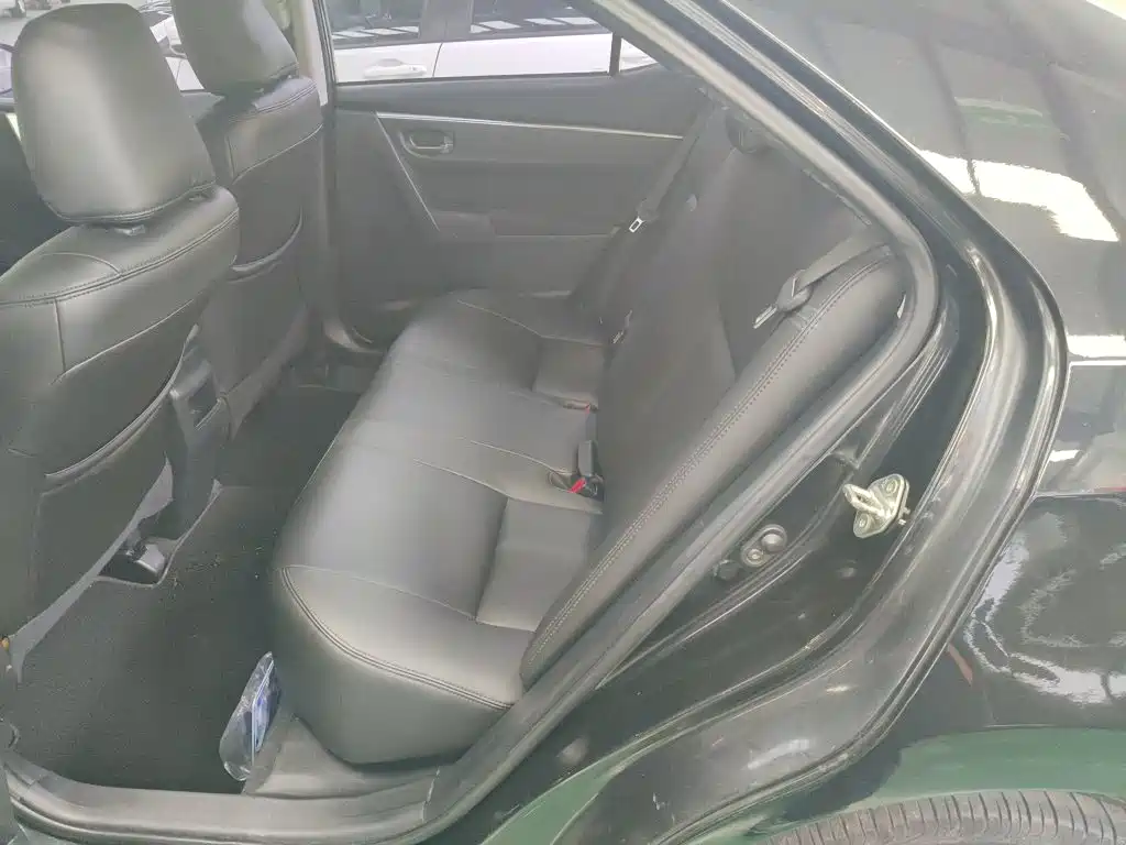 Toyota Corolla 2016 — фото 13