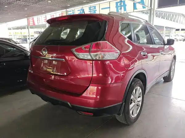 Nissan X-Trail 2014