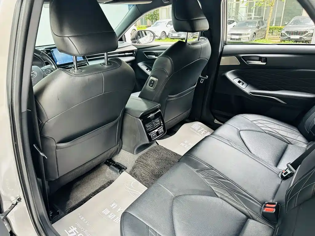 Toyota Avalon 2023 — фото 10