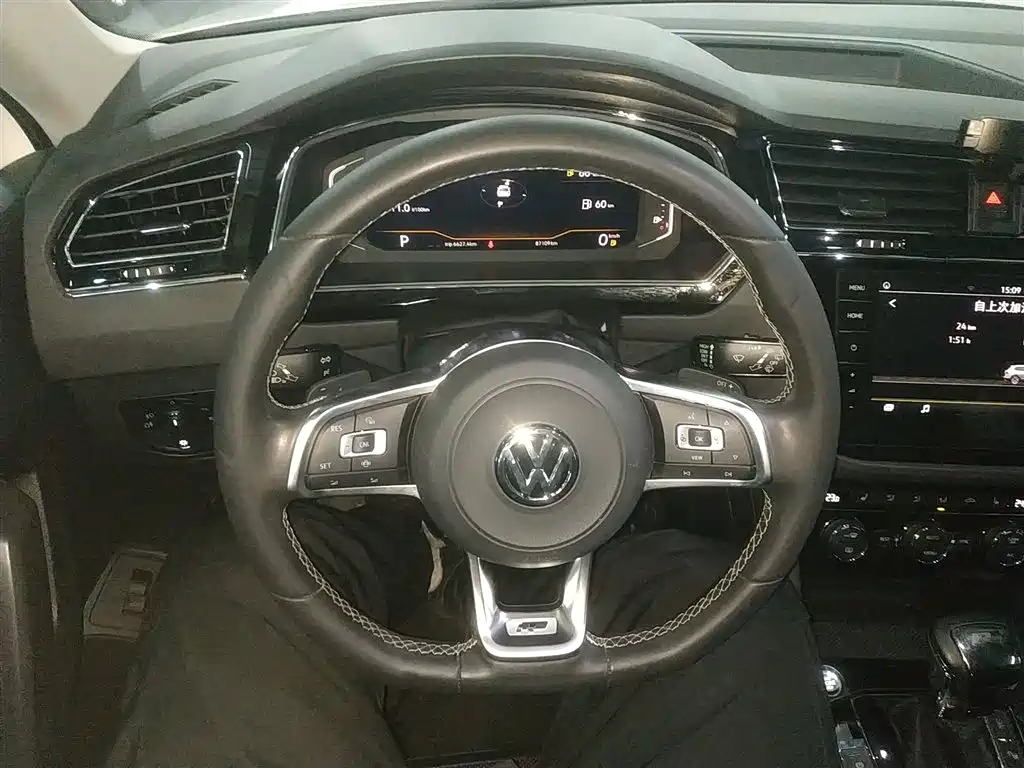 Volkswagen Tiguan L 2019 — фото 11
