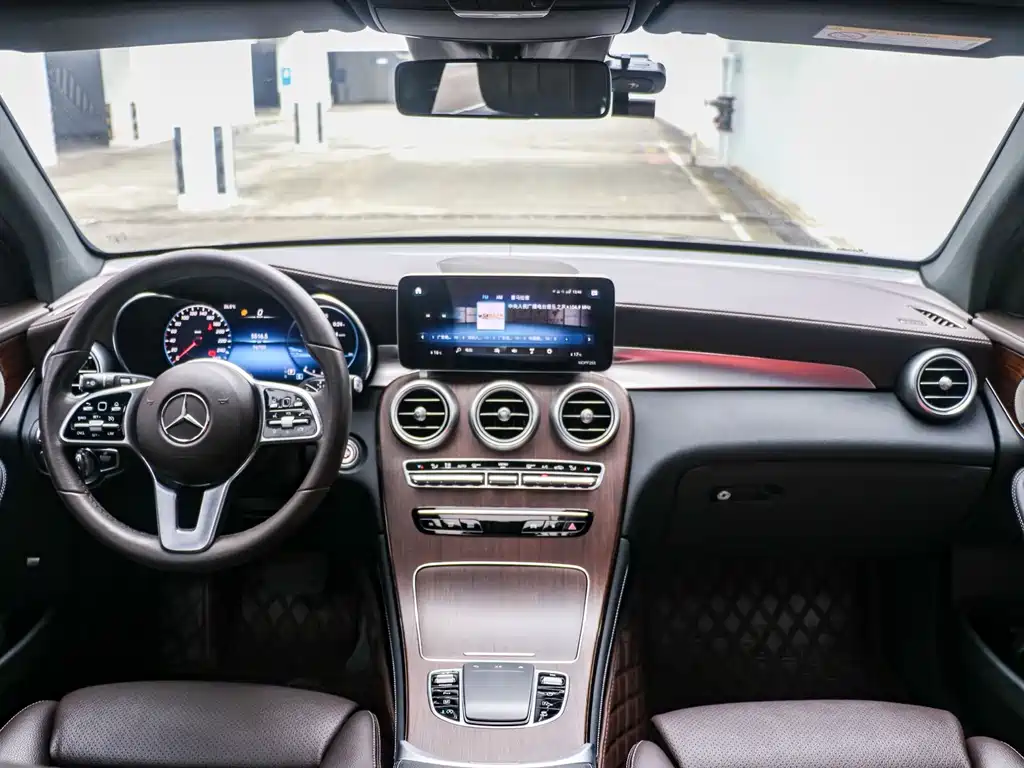 Mercedes-Benz GLC 2021 — фото 15