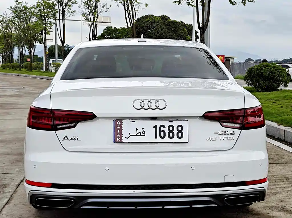 Audi A4L 2019 — фото 9