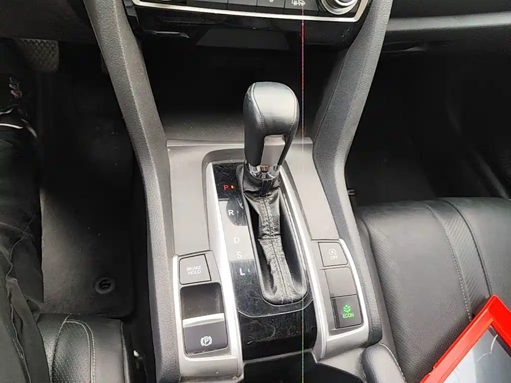 Honda Civic 2017 — фото 14