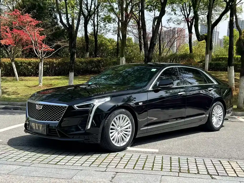 Cadillac CT6 2021 — фото 1