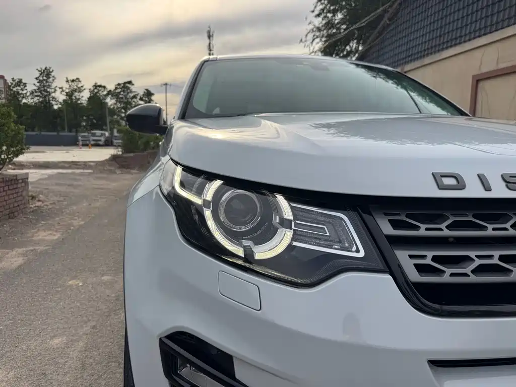Land Rover Discovery Sport 2018 — фото 21