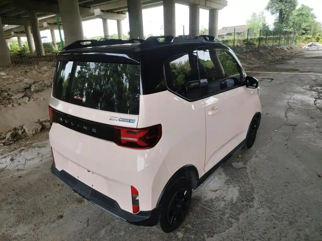 Wuling MINIEV 2023