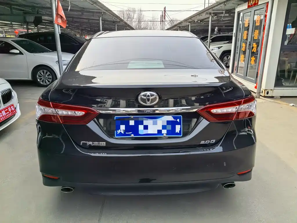 Toyota Camry 2020 — фото 6
