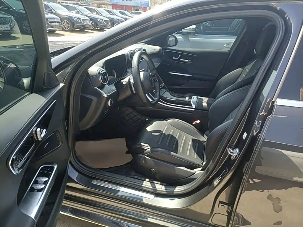 Mercedes-Benz C-Class 2022 — фото 11