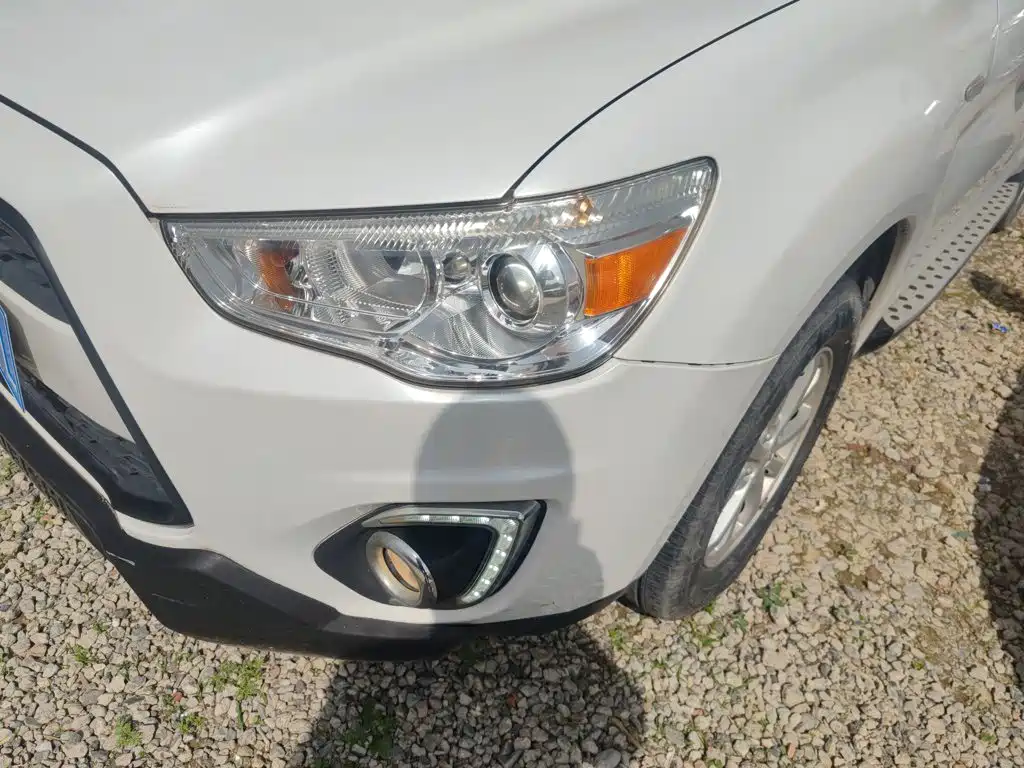 Mitsubishi ASX 2015 — фото 18