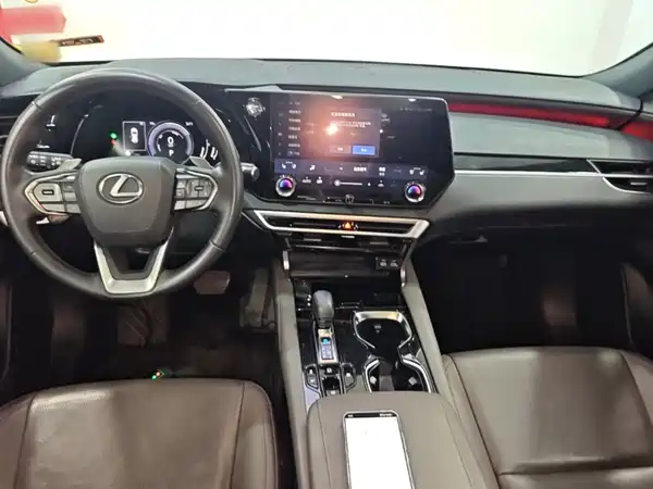 Lexus RX 2024