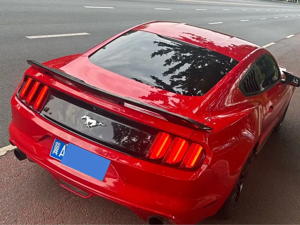 Ford Mustang 2015 — фото 5