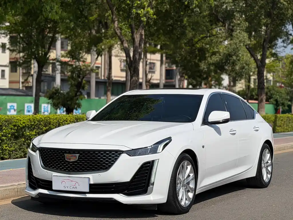 Cadillac CT5 2021 — фото 1